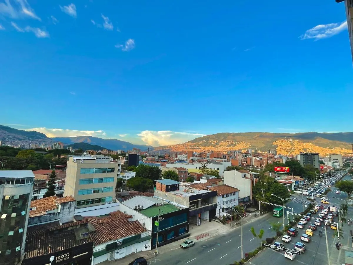 Apartamento En Laurels Medellín