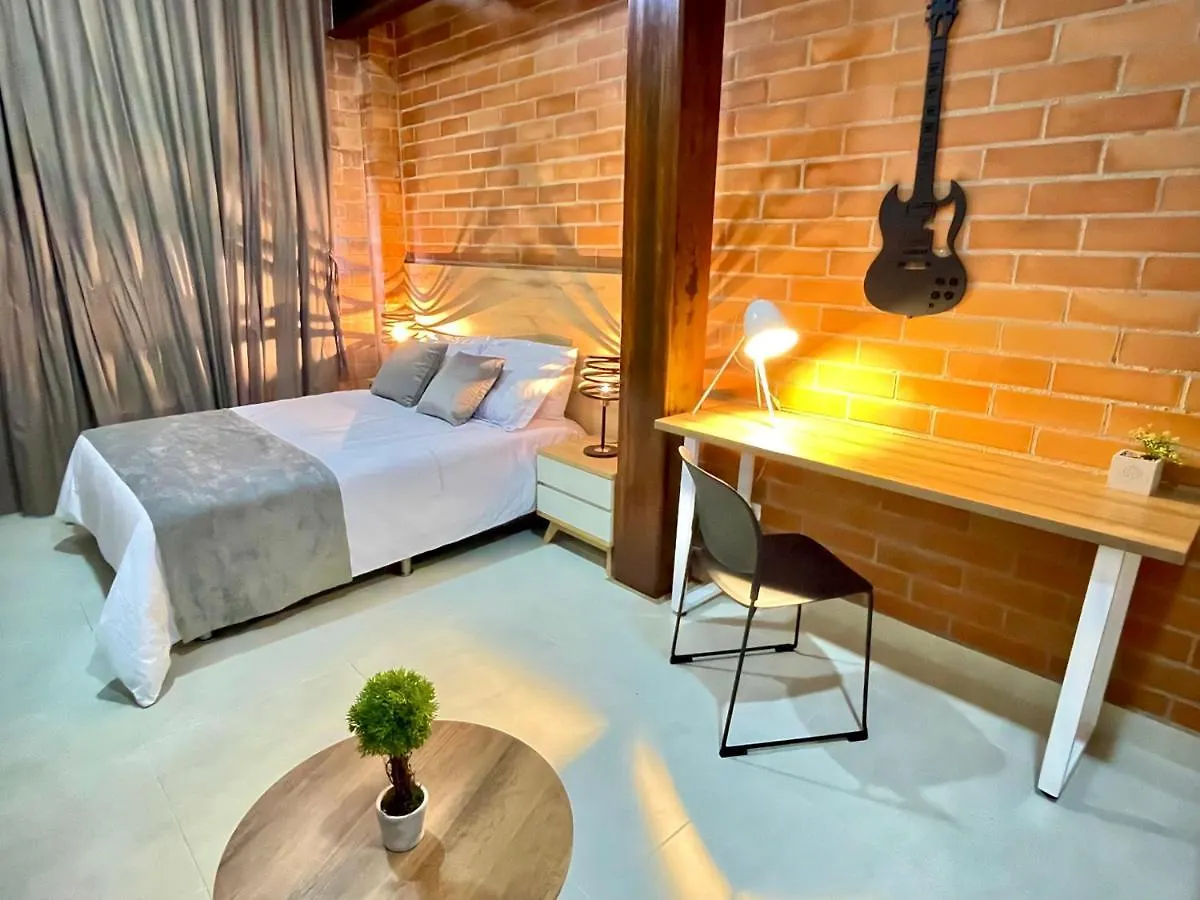Apartamento En Laurels Medellín Apartmanhotel